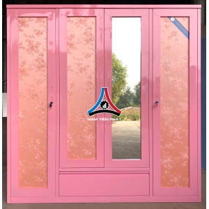 Tủ quần áo 4 cánh thường có hộc kéo 