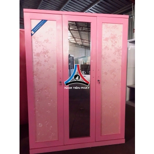 Tủ quần áo thường 3 cánh hoa văn có gương