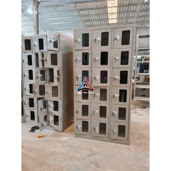 Tủ locker 18 cánh mica 986-3K